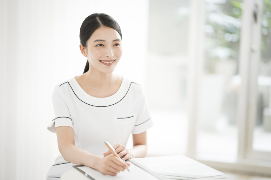 歯科衛生士は年収1,000万円以上も可能!低リスクに独立・開業しよう